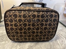 GUESS TRAVEL/EVERYDAY USE