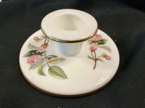 Wedgewood hathaway rose - wedgewood, ‘hathaway