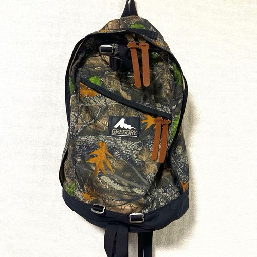 Gregory real tree logo 90s - real,