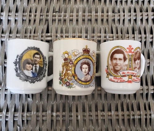 Vintage royal mugs - royal,