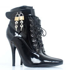 Ppointed high heel ankle boots