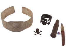 Knife for envelope in bullet