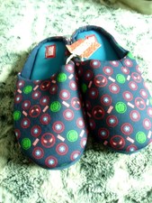 Marvel Slippers - Size 7 new with tag