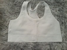 TU none wired sports bra