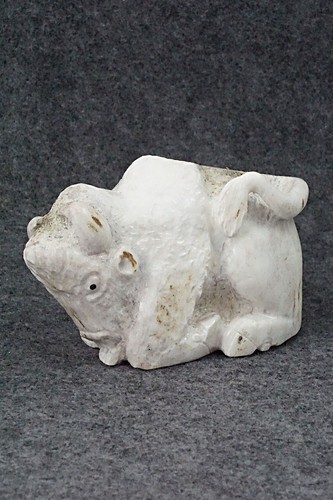 Buffalo zuni fetish carving - zuni,