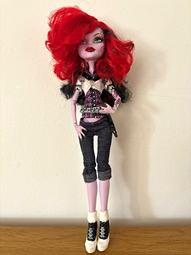 Monster high operetta - monster,