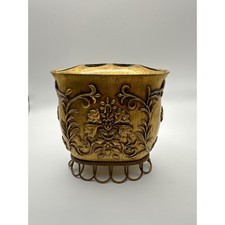 Laura Ashley Decorator