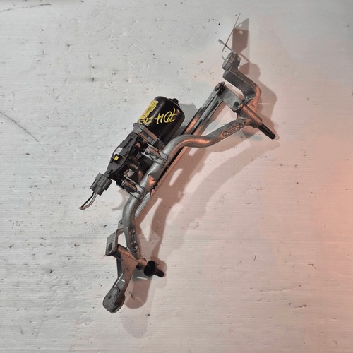 Front windscreen wiper motor - front,