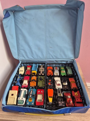 Matchbox vintage cars and case - vintage,