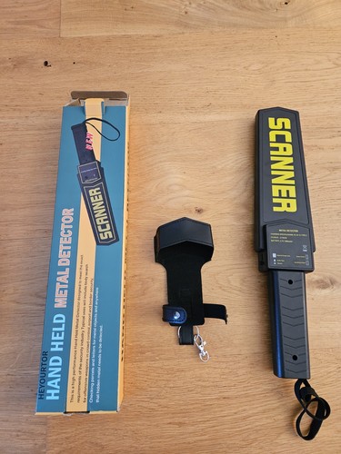 Handheld metal detector - metal,