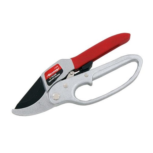 Deluxe ratchet pruner