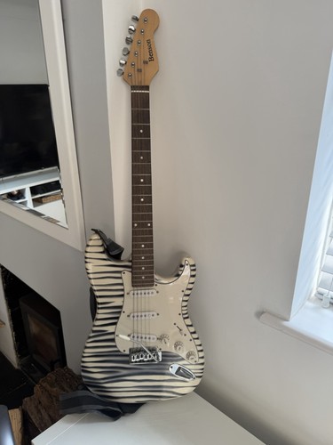 Benson electric guitar strat - guitar,