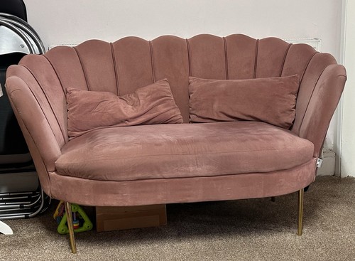 Seater beautiful scalloped - 2,