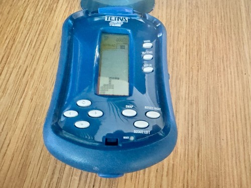 Radica tetris handheld lcd - tetris,