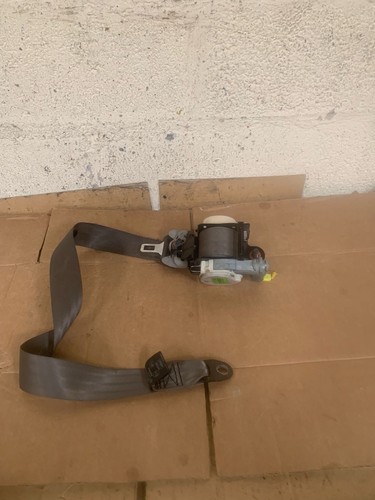 Kia rio front seat - kia,