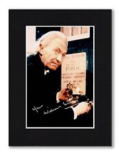 8X6 Mount William Hartnell