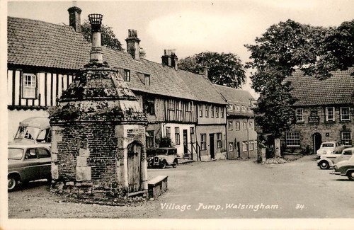 Walsingham village pump - pump, real