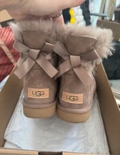 Ugg Mini Bailey bow caribou
