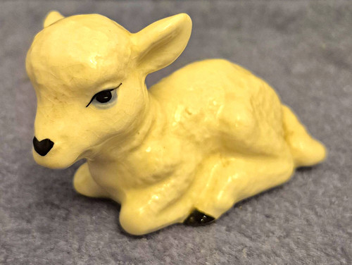 Vintage szeiler lamb figurine - vintage,