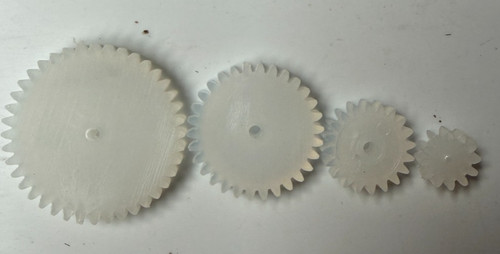 80x assorted plastic - 80x, and