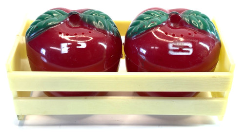 Plastic apple salt and pepper - plastic,