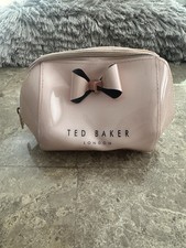 Ted Baker “Denty” Cosmetic
