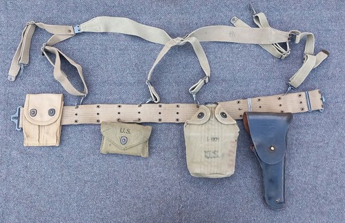 All genuine ww2 webbing - genuine,