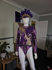 Purple &Gold Freestyle Dancing
