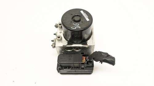 Volvo xc60 mk1 abs pump - volvo,