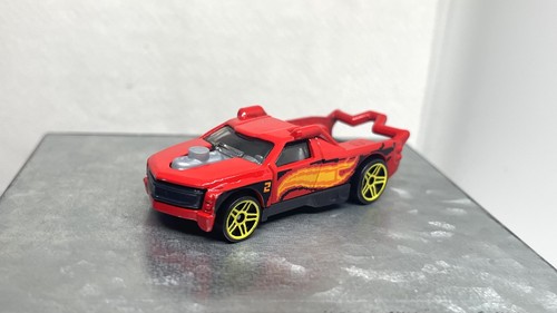 Hot wheels fig - hot, 2013