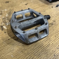 DMR V8 Classic MTB Flat Single Left Pedal Silver - 9/16”