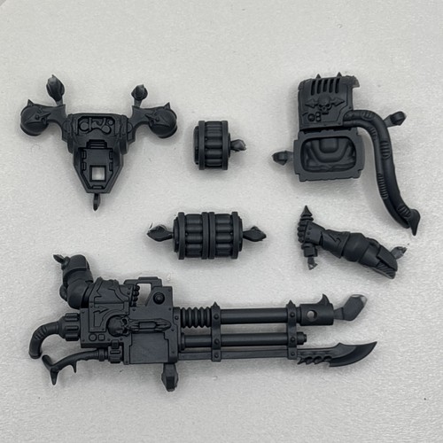 Warhammer 40k chaos - warhammer, space
