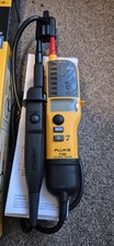 Fluke T130 Two-Pole Voltage