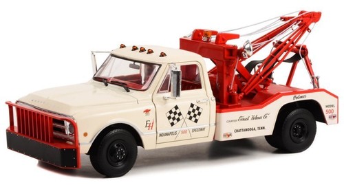 Chevrolet dually wrecker - c-30,