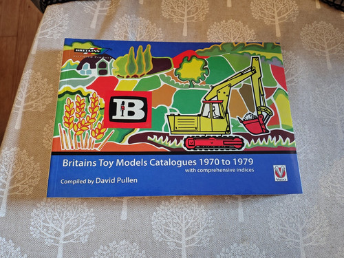Britains toy model - britains, catalogues