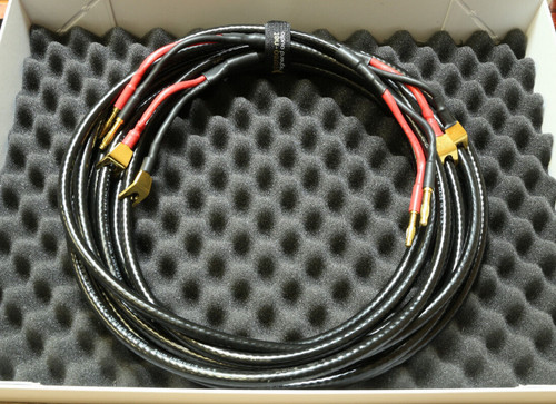 High end speaker - high-end, cable
