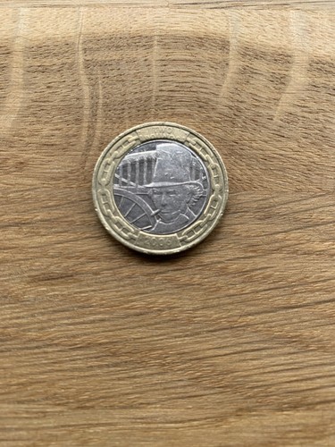 Rare two pound coin - rare, 2006
