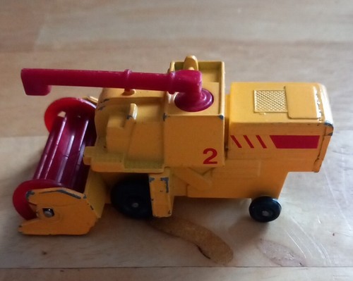 Matchbox combine harvester - matchbox,