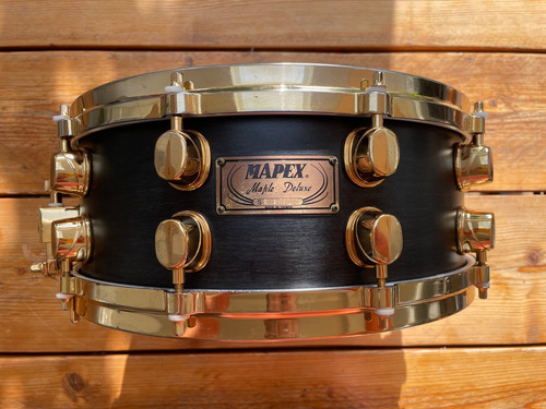 Mapex black panther maple - black,