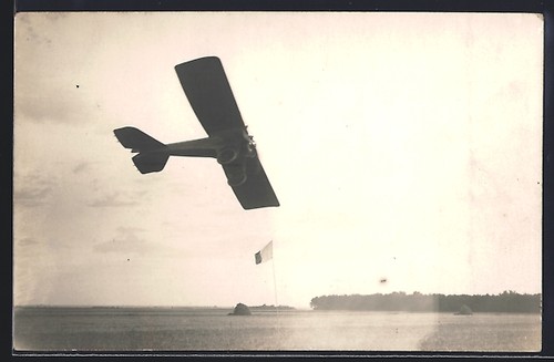 Photo airplane flies - photo-ak, turn