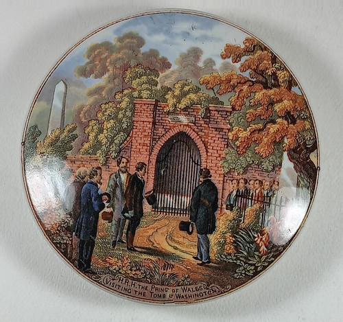 Early prattware pot lid - early,