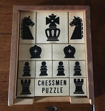 VINTAGE: Rare boxed wooden 'Free the King' CHESSMEN PUZZLE from 1970s, complete