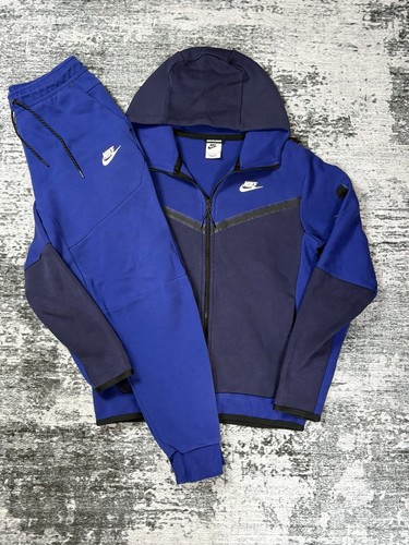 Nike tech fleece - , old