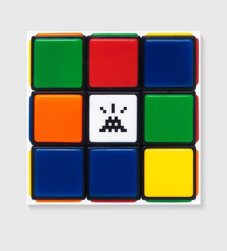 Space invader invaded cube - space, cube"