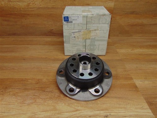 Rear left wheel hub - rear,