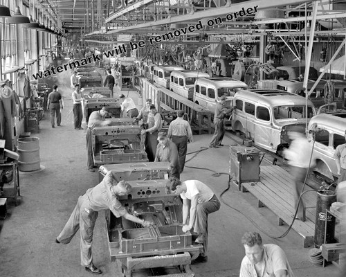 Photograph wwii army chrysler - photograph,