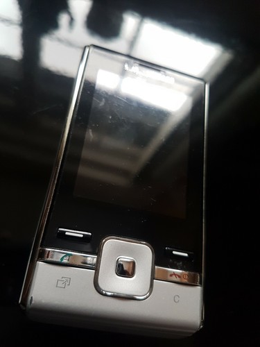 Sony ericsson t715 - sony,