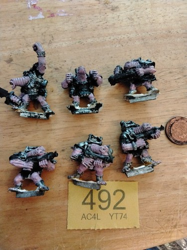 Metal alien figures - metal,