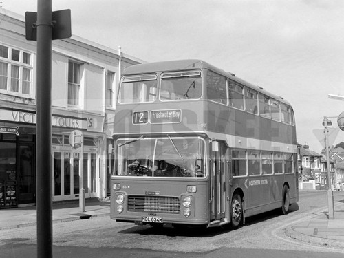 Large negative southern vectis - large,