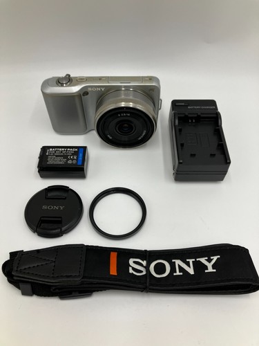 Sony alpha nex - e, f2.8
